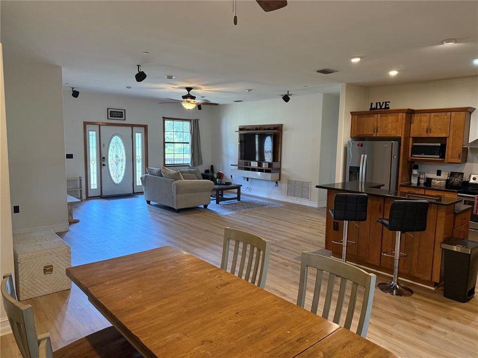 For Sale: $682,000 (3 beds, 2 baths, 2016 Square Feet)