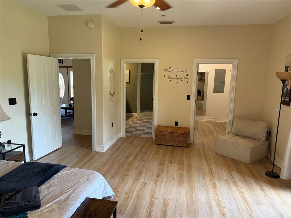 For Sale: $682,000 (3 beds, 2 baths, 2016 Square Feet)