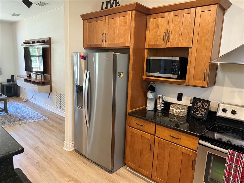 For Sale: $682,000 (3 beds, 2 baths, 2016 Square Feet)