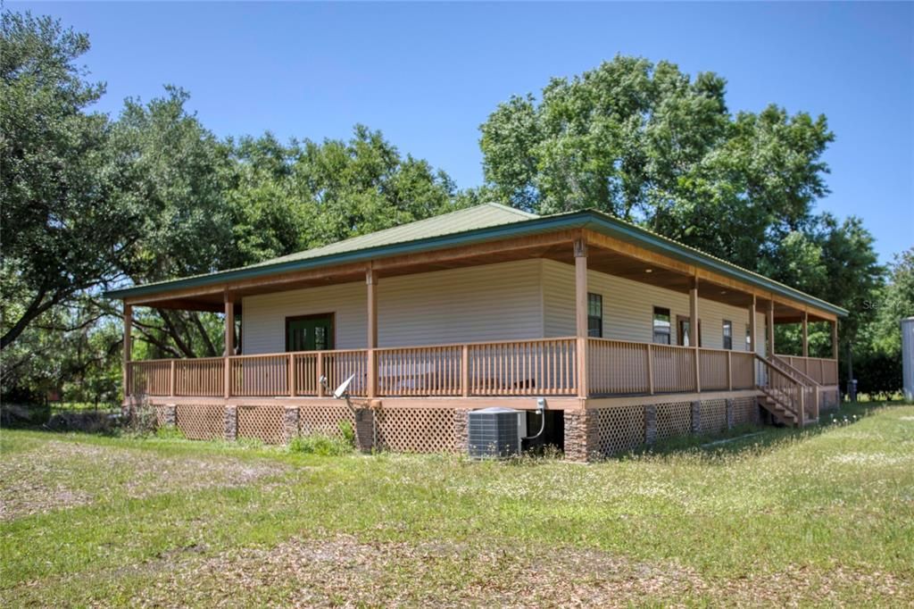 For Sale: $682,000 (3 beds, 2 baths, 2016 Square Feet)