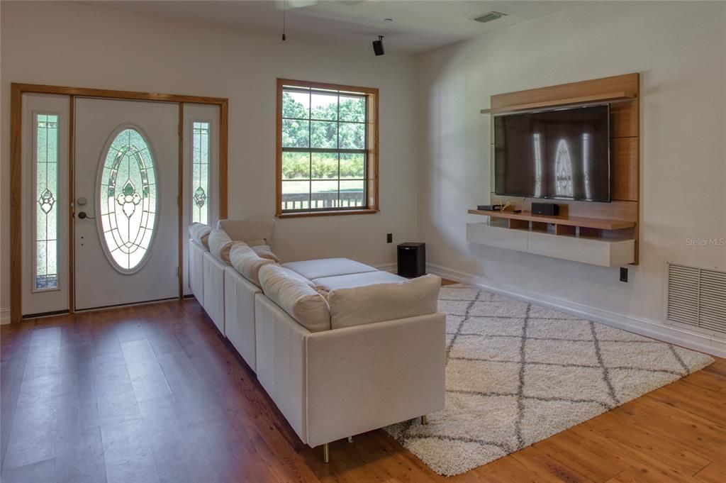 For Sale: $682,000 (3 beds, 2 baths, 2016 Square Feet)