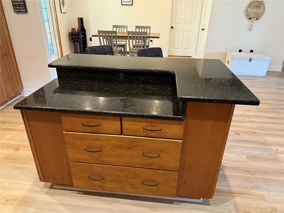 For Sale: $682,000 (3 beds, 2 baths, 2016 Square Feet)