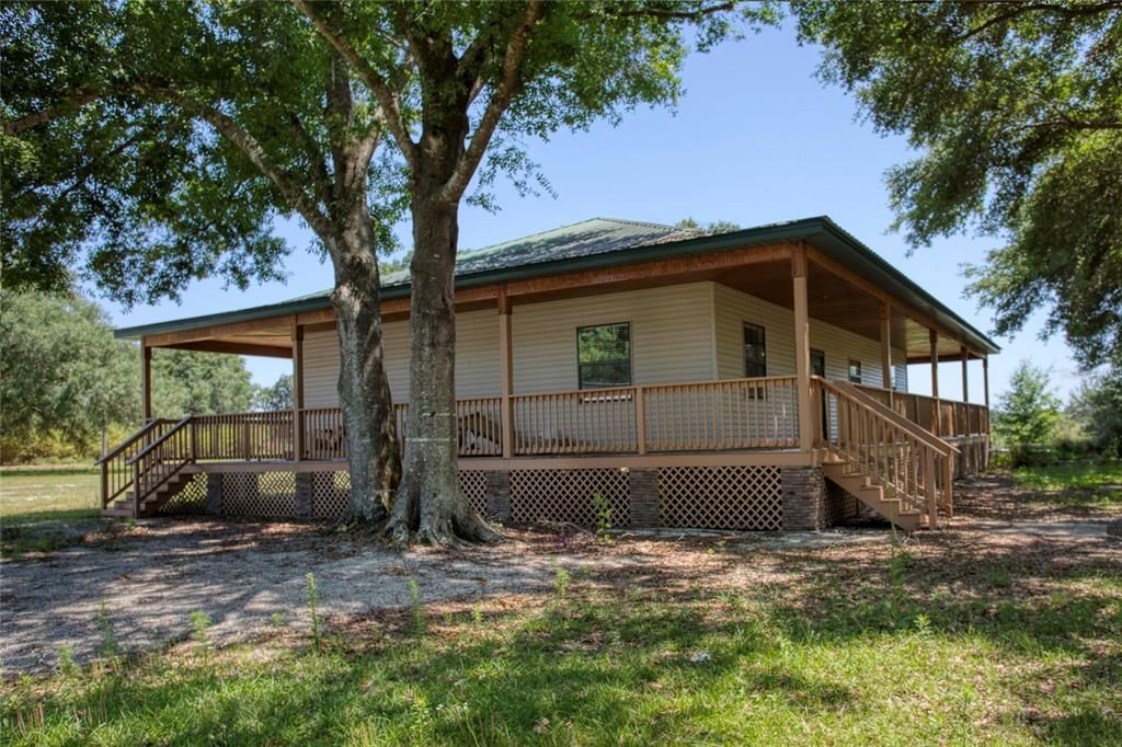 For Sale: $682,000 (3 beds, 2 baths, 2016 Square Feet)