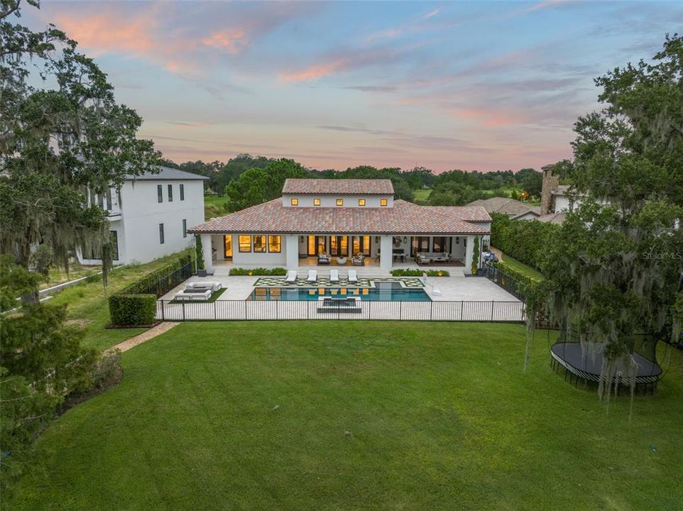 En Venta: $3,395,000 (5 camas, 4 baños, 5139 Pies cuadrados)