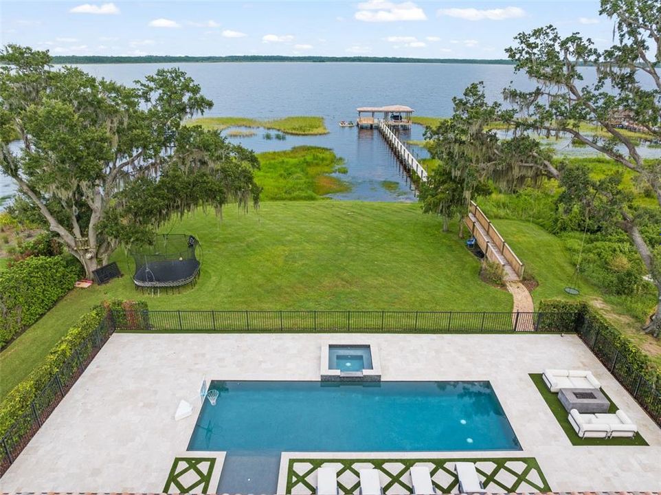 En Venta: $3,395,000 (5 camas, 4 baños, 5139 Pies cuadrados)