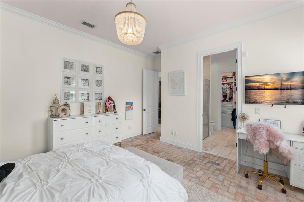 En Venta: $3,395,000 (5 camas, 4 baños, 5139 Pies cuadrados)