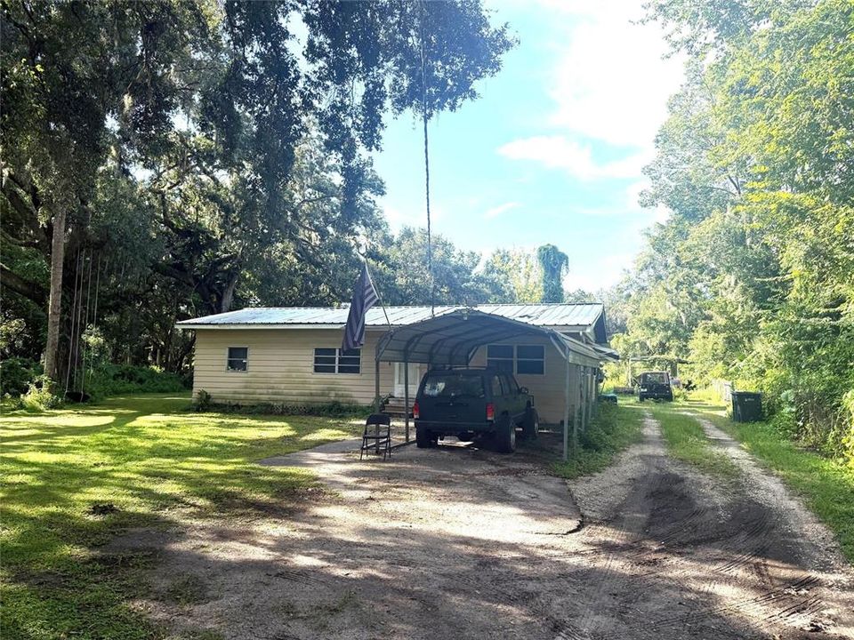 Под контрактом: $199,900 (2 спален, 1 ванн, 1147 Квадратных фут)