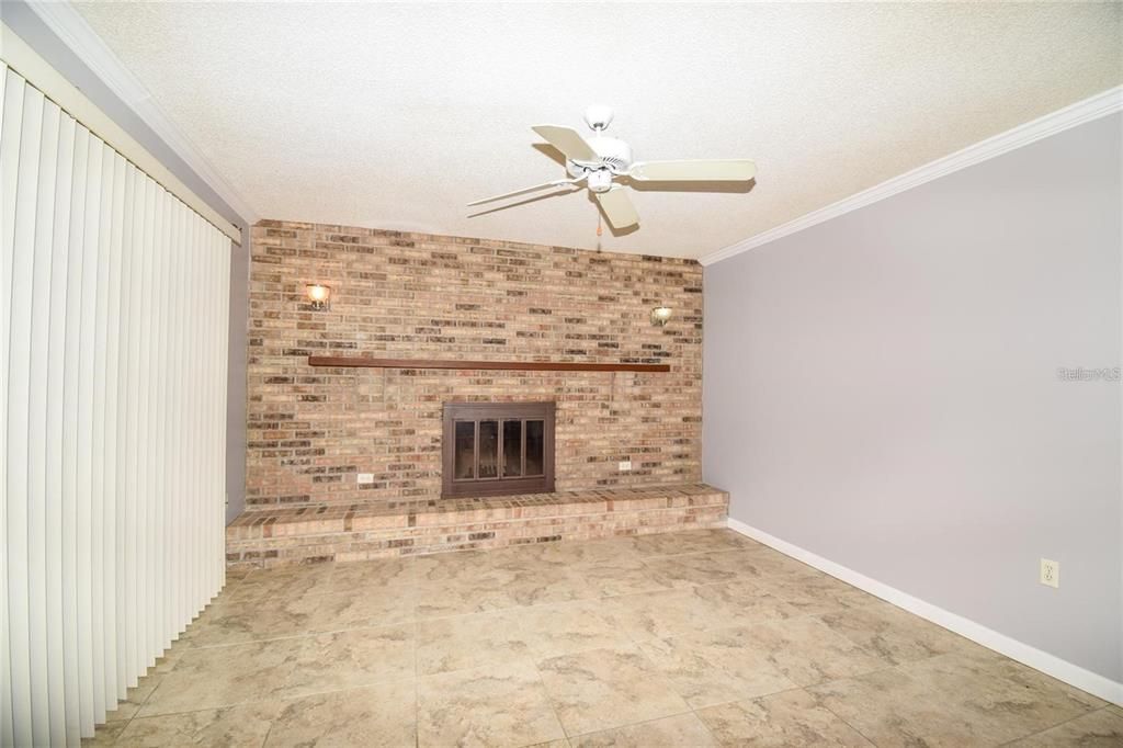 En Renta: $2,450 (3 camas, 2 baños, 1845 Pies cuadrados)