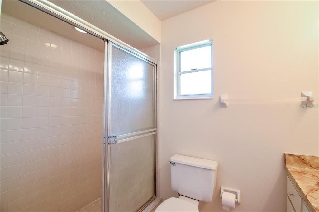 En Renta: $2,450 (3 camas, 2 baños, 1845 Pies cuadrados)