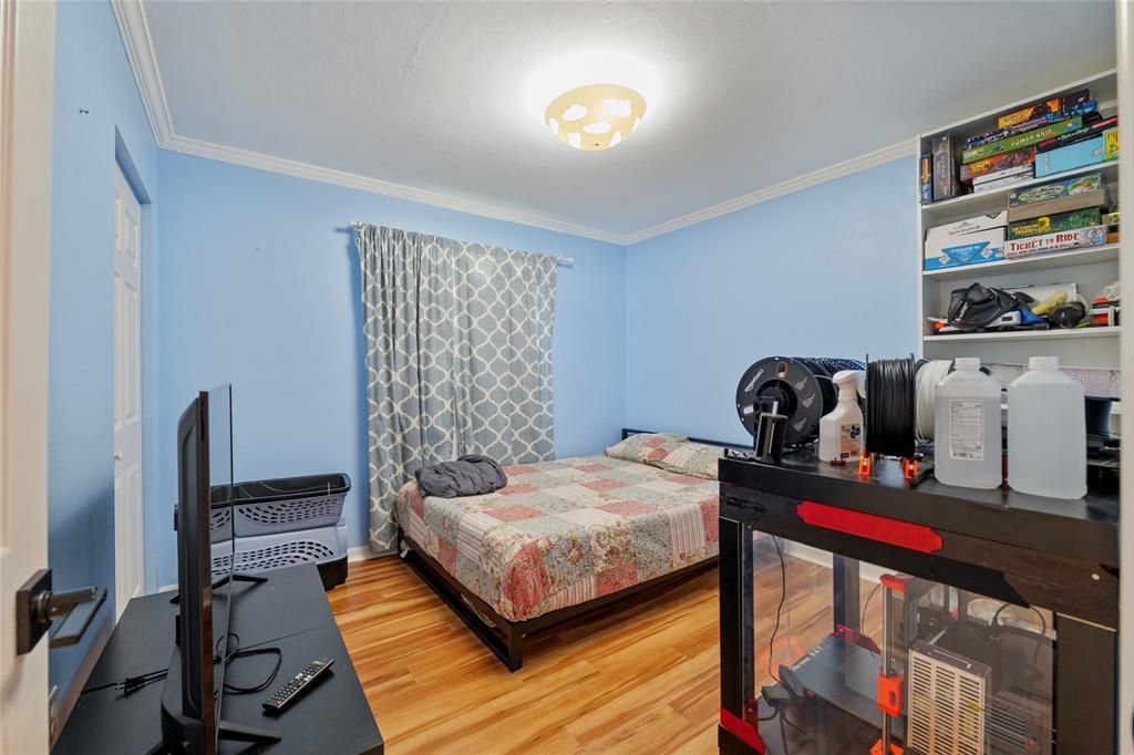 Под контрактом: $357,500 (4 спален, 2 ванн, 1790 Квадратных фут)