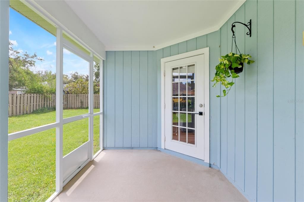 Под контрактом: $357,500 (4 спален, 2 ванн, 1790 Квадратных фут)