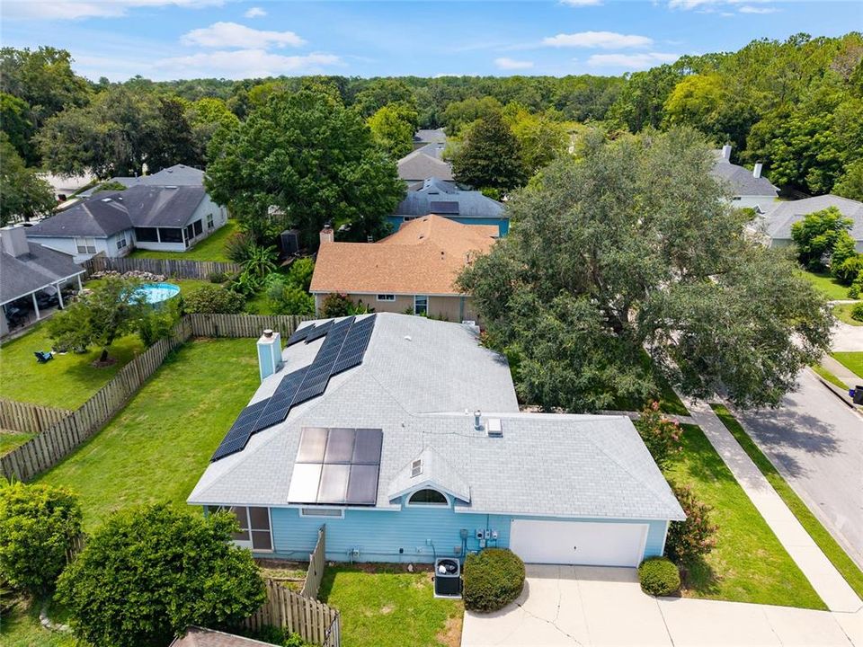 Под контрактом: $357,500 (4 спален, 2 ванн, 1790 Квадратных фут)