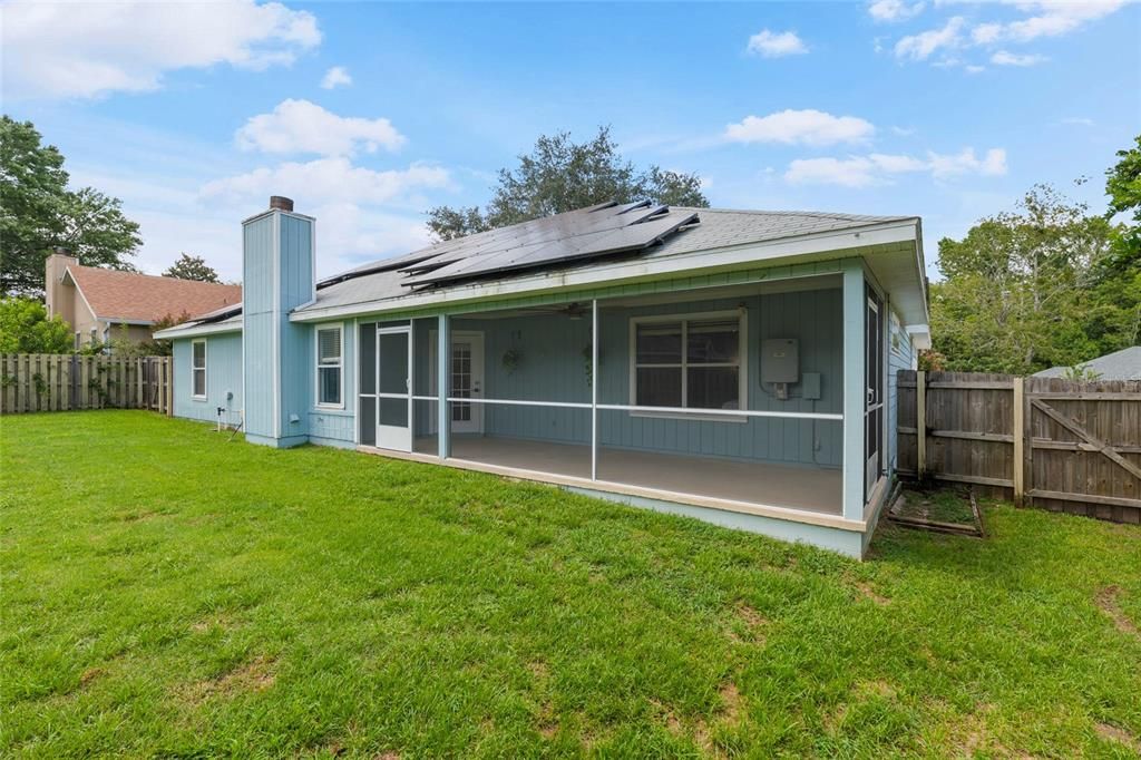 Под контрактом: $357,500 (4 спален, 2 ванн, 1790 Квадратных фут)