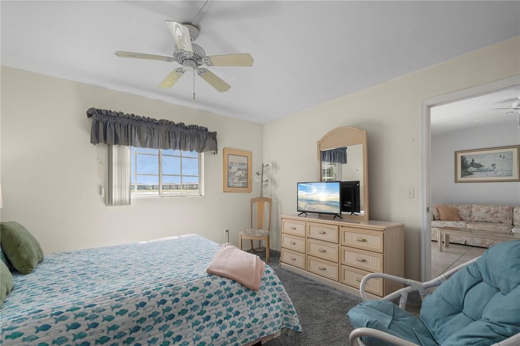 Activo con contrato: $149,000 (2 camas, 2 baños, 1044 Pies cuadrados)