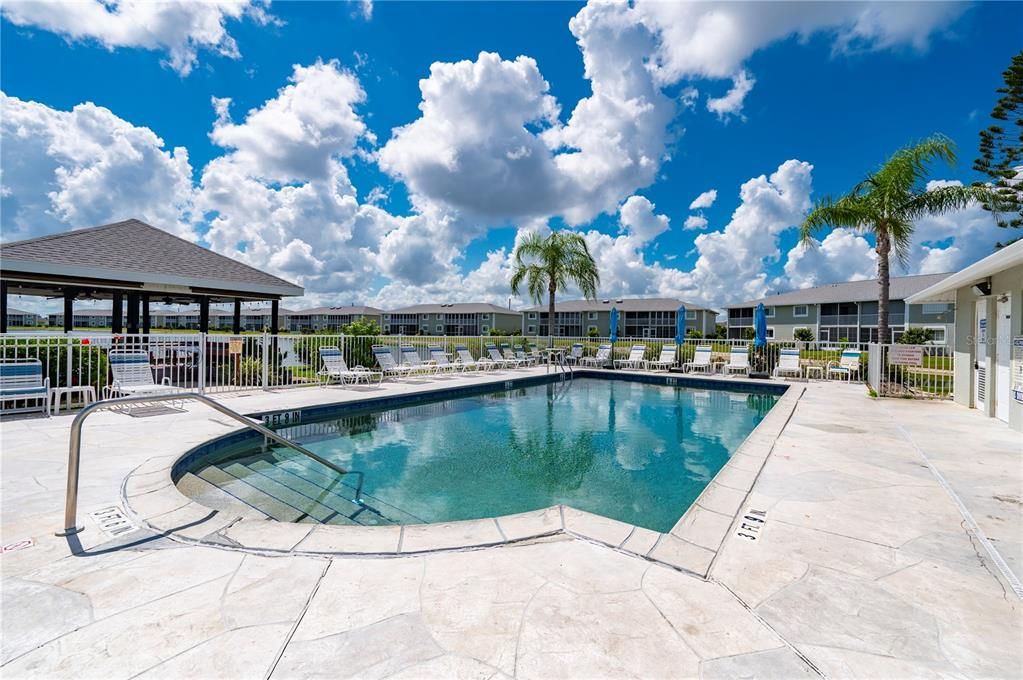 Activo con contrato: $149,000 (2 camas, 2 baños, 1044 Pies cuadrados)