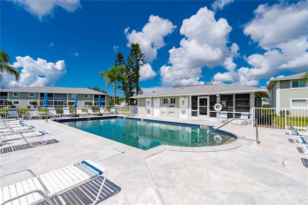 Activo con contrato: $149,000 (2 camas, 2 baños, 1044 Pies cuadrados)