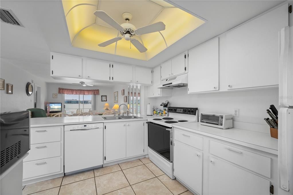 Activo con contrato: $149,000 (2 camas, 2 baños, 1044 Pies cuadrados)