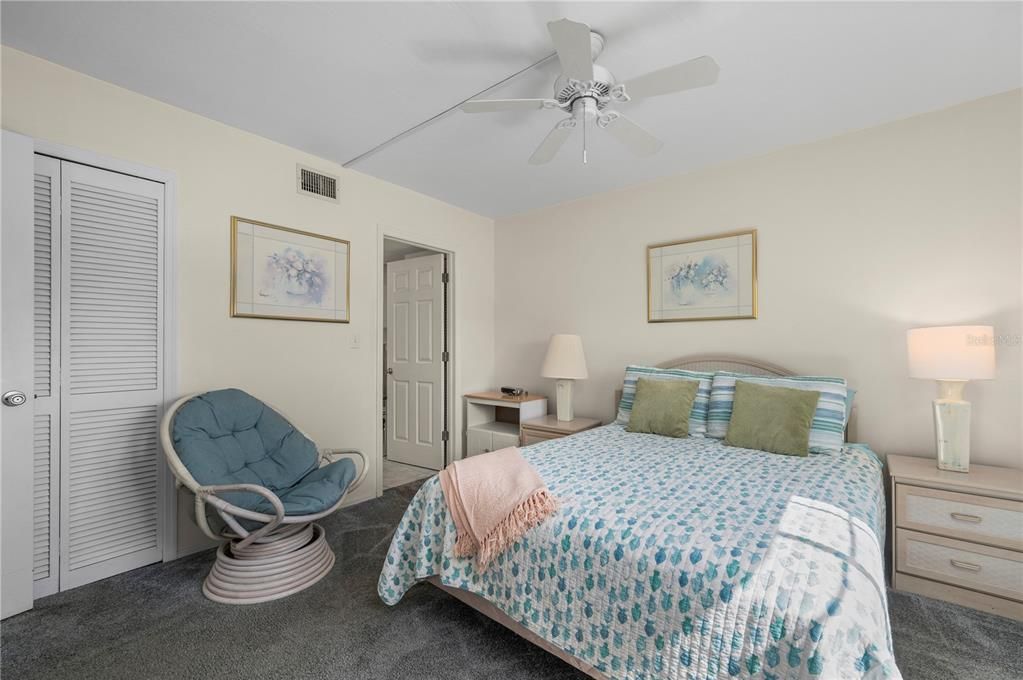 Activo con contrato: $149,000 (2 camas, 2 baños, 1044 Pies cuadrados)