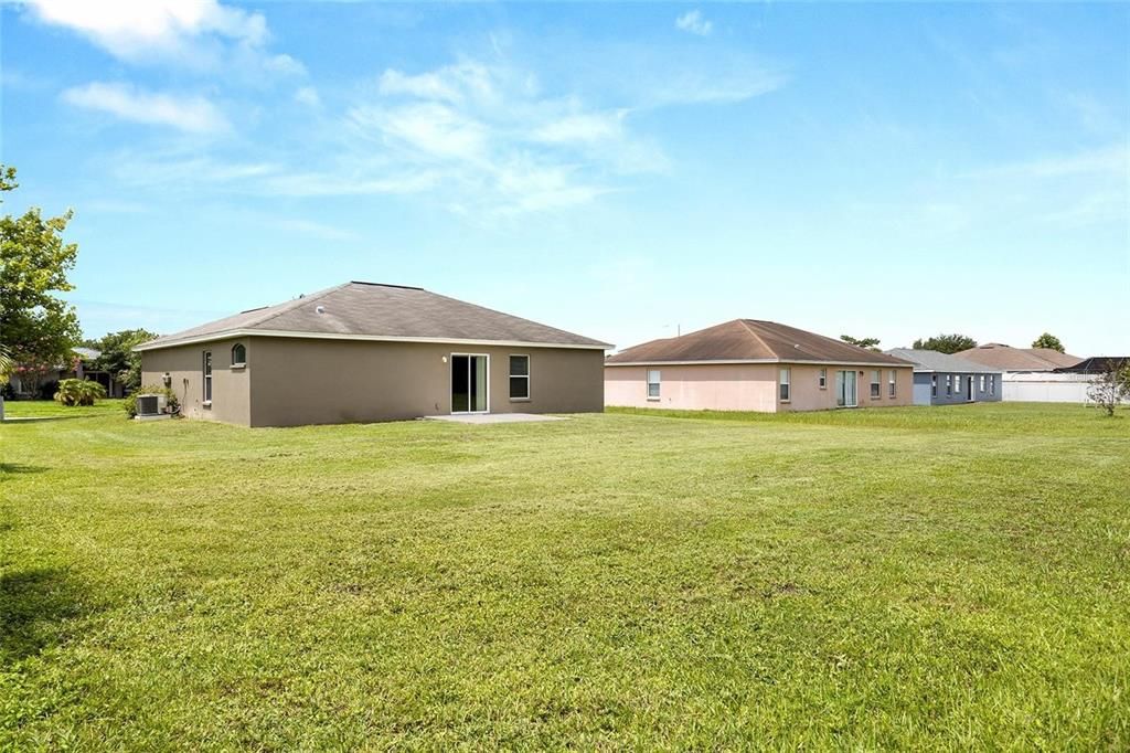 For Rent: $1,995 (3 beds, 2 baths, 1261 Square Feet)