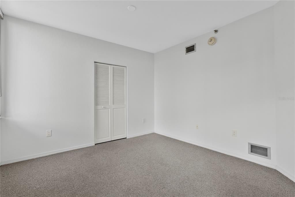 Под контрактом: $1,350,000 (3 спален, 2 ванн, 1660 Квадратных фут)