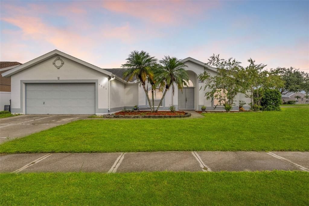 Activo con contrato: $340,000 (3 camas, 2 baños, 1787 Pies cuadrados)