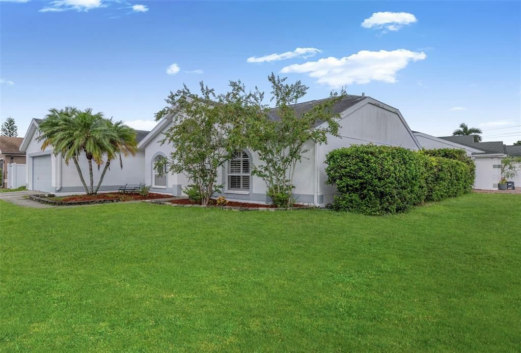 Activo con contrato: $340,000 (3 camas, 2 baños, 1787 Pies cuadrados)