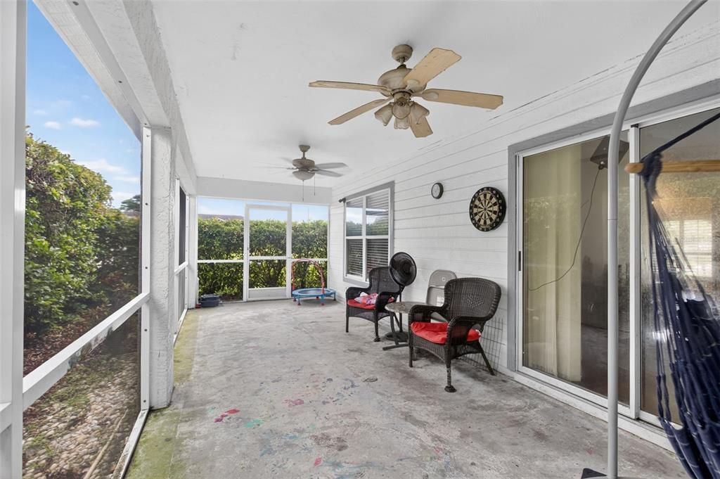 Activo con contrato: $340,000 (3 camas, 2 baños, 1787 Pies cuadrados)