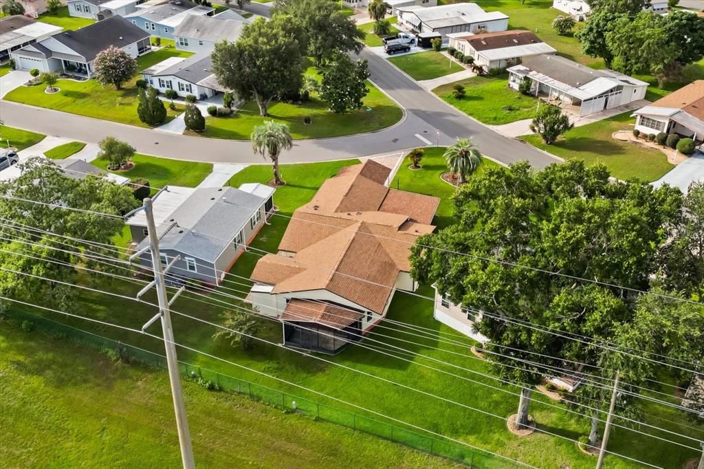 На продажу: $299,900 (3 спален, 3 ванн, 1830 Квадратных фут)