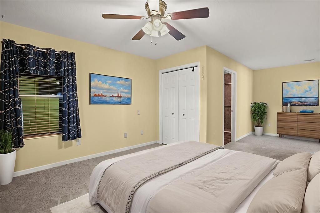 На продажу: $299,900 (3 спален, 3 ванн, 1830 Квадратных фут)