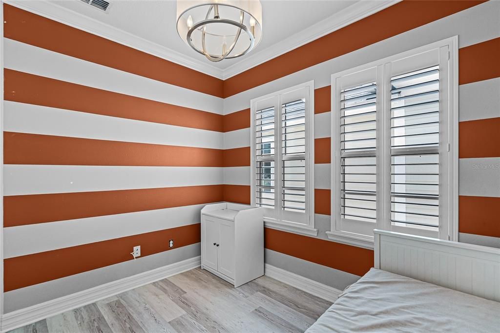 Под контрактом: $675,000 (3 спален, 2 ванн, 2149 Квадратных фут)