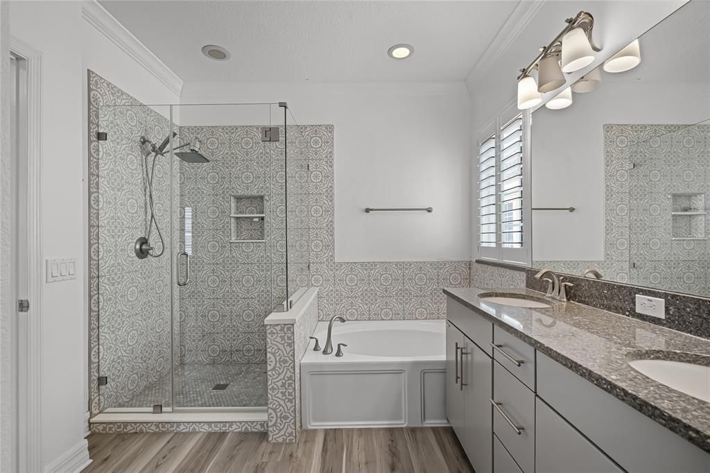 Под контрактом: $675,000 (3 спален, 2 ванн, 2149 Квадратных фут)