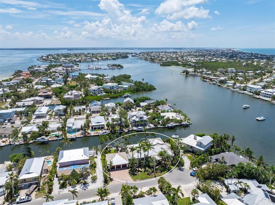 For Sale: $4,249,000 (4 beds, 4 baths, 3464 Square Feet)