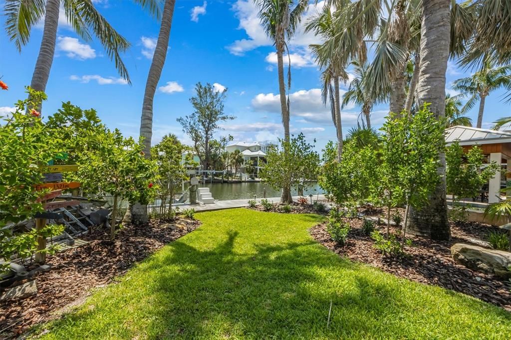 For Sale: $4,249,000 (4 beds, 4 baths, 3464 Square Feet)