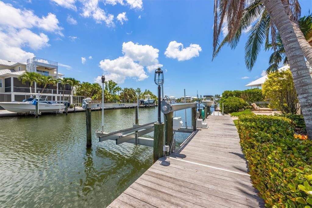 For Sale: $4,249,000 (4 beds, 4 baths, 3464 Square Feet)