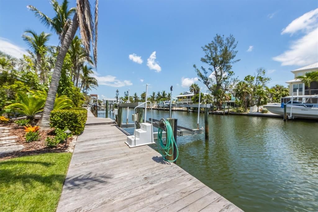 For Sale: $4,249,000 (4 beds, 4 baths, 3464 Square Feet)