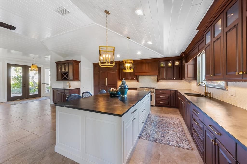 For Sale: $4,249,000 (4 beds, 4 baths, 3464 Square Feet)