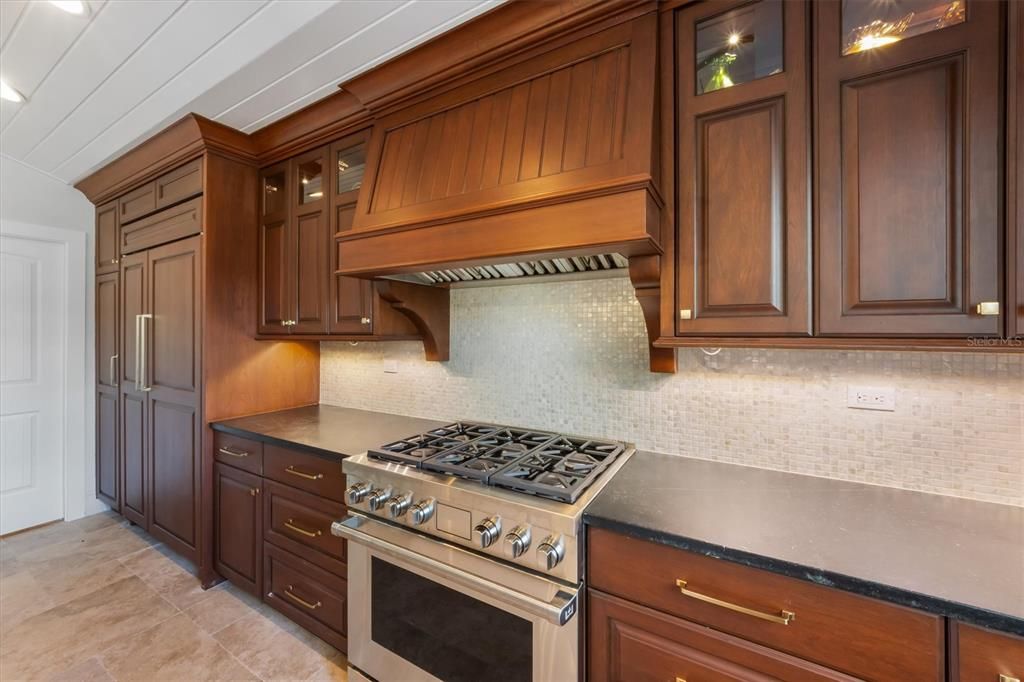 For Sale: $4,249,000 (4 beds, 4 baths, 3464 Square Feet)