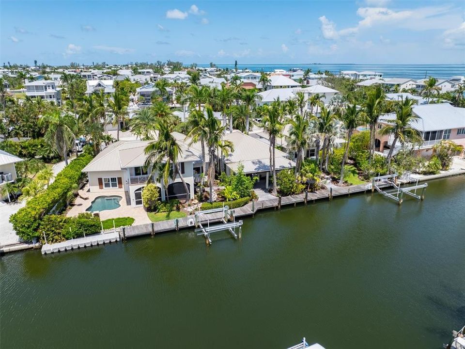 For Sale: $4,249,000 (4 beds, 4 baths, 3464 Square Feet)