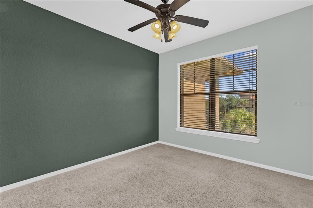 Active With Contract: $149,900 (3 beds, 3 baths, 1217 Square Feet)