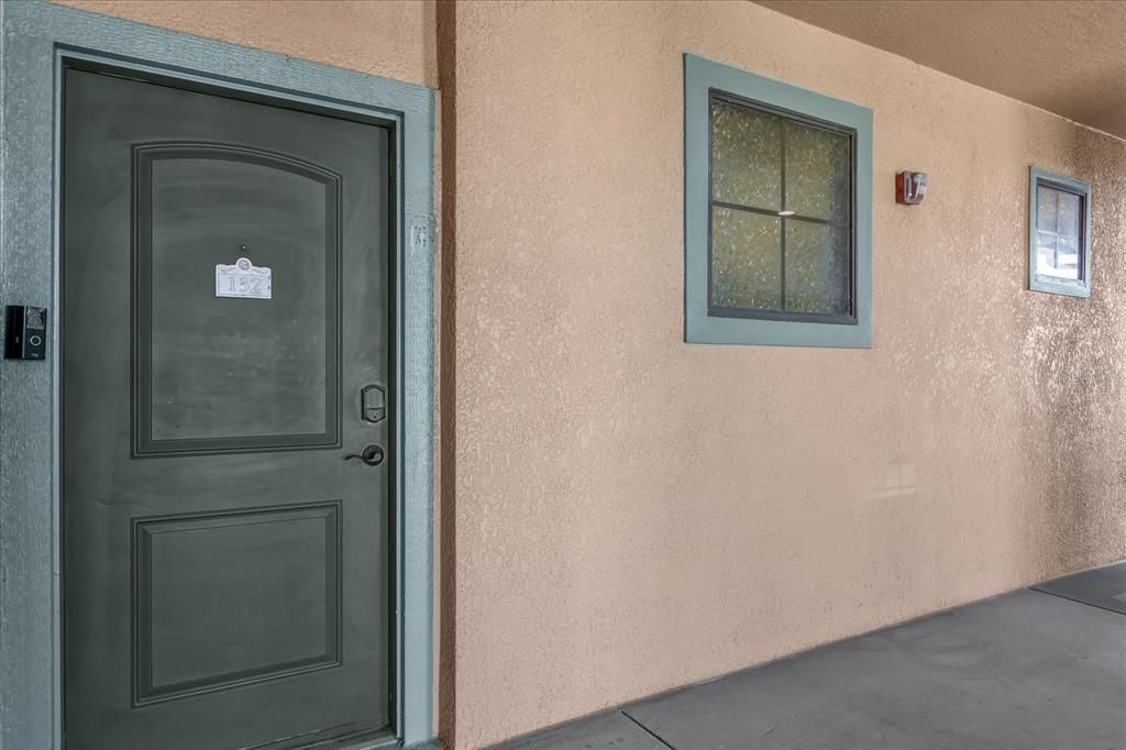 Active With Contract: $149,900 (3 beds, 3 baths, 1217 Square Feet)