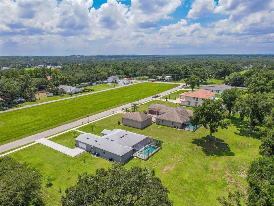 For Sale: $899,000 (4 beds, 3 baths, 3042 Square Feet)