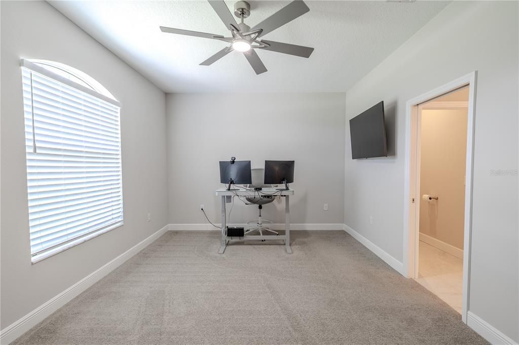 For Sale: $899,000 (4 beds, 3 baths, 3042 Square Feet)