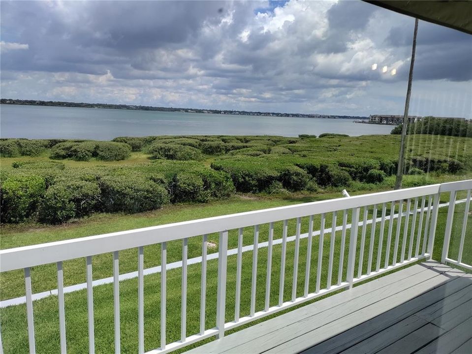 Под контрактом: $3,800 (2 спален, 2 ванн, 1118 Квадратных фут)