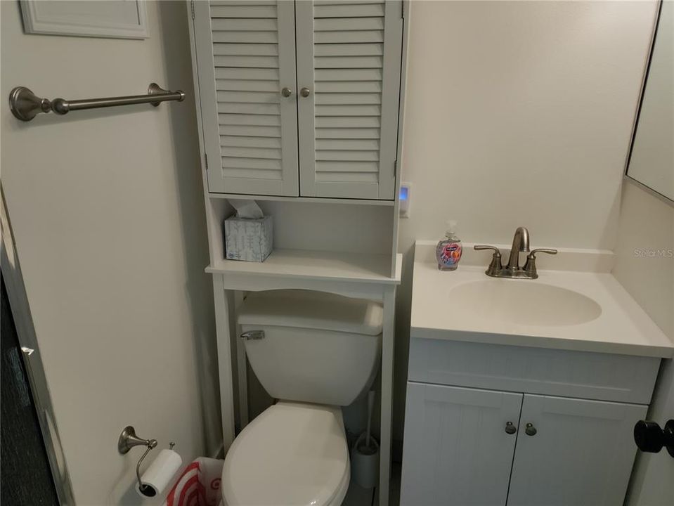 Под контрактом: $3,800 (2 спален, 2 ванн, 1118 Квадратных фут)