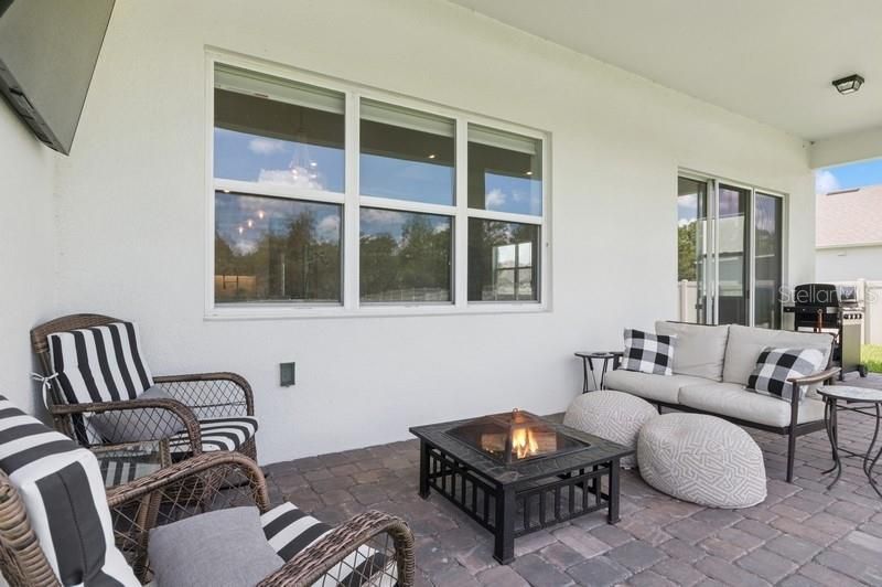 For Sale: $799,000 (4 beds, 3 baths, 2946 Square Feet)