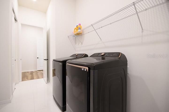 For Sale: $799,000 (4 beds, 3 baths, 2946 Square Feet)