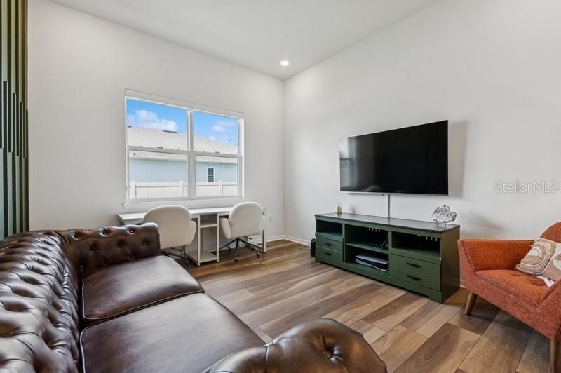 For Sale: $799,000 (4 beds, 3 baths, 2946 Square Feet)