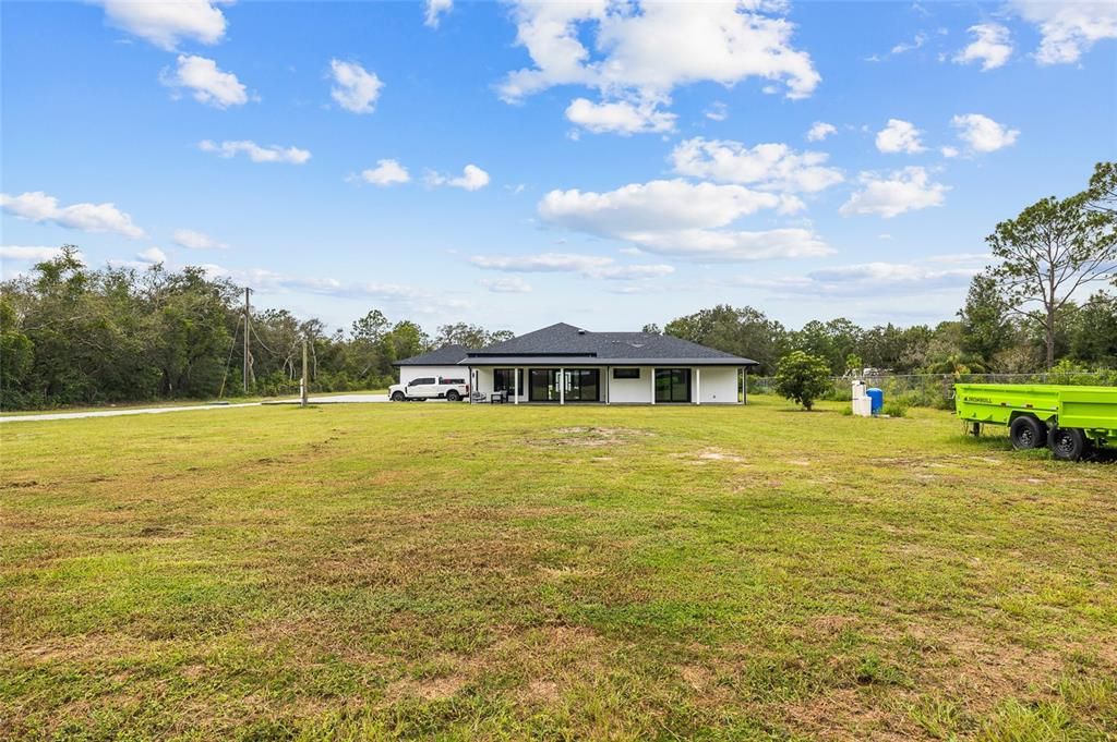 En Venta: $999,000 (3 camas, 2 baños, 2704 Pies cuadrados)