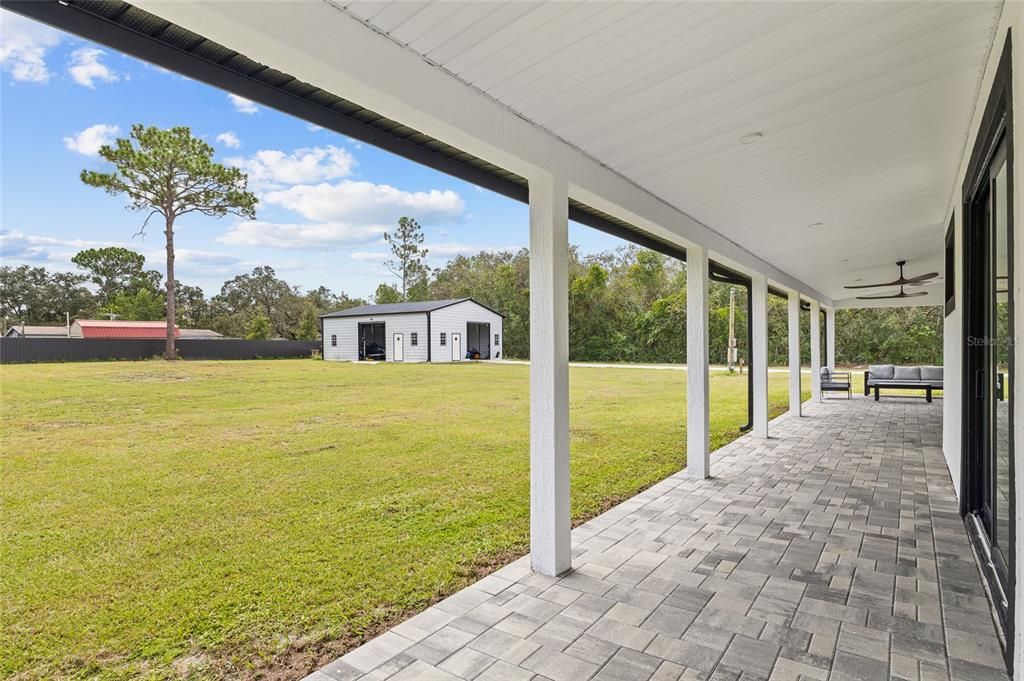 En Venta: $999,000 (3 camas, 2 baños, 2704 Pies cuadrados)