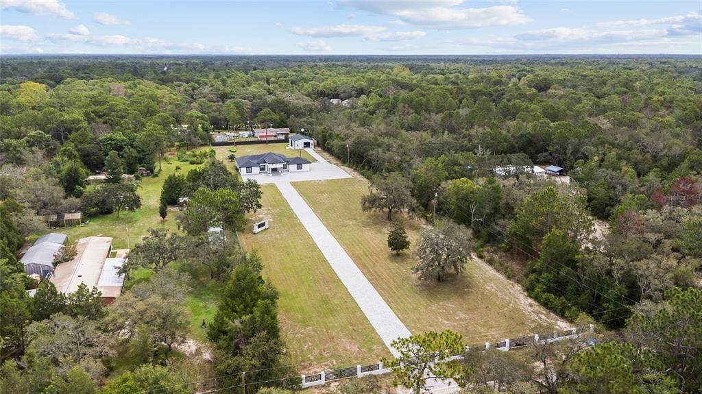 En Venta: $999,000 (3 camas, 2 baños, 2704 Pies cuadrados)